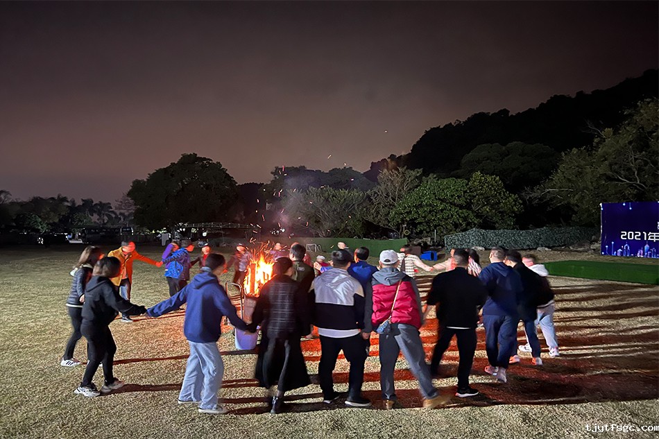 1650766041180976.jpg 年会--10.jpg